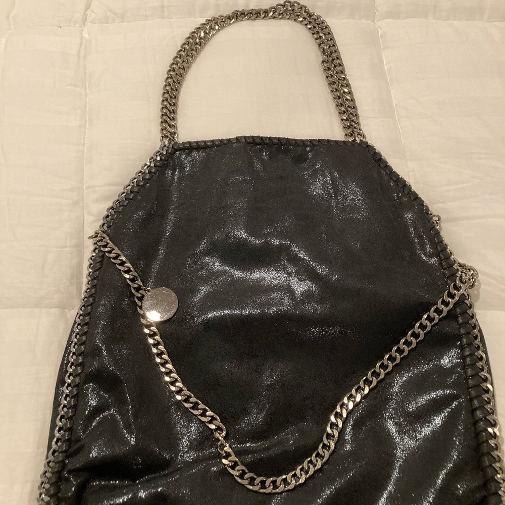 Shaggy Deer Tote/ 3 Gunmetal Chains